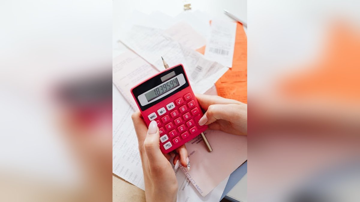 How to Set Your Freelance Rates and Not Undersell Yourself