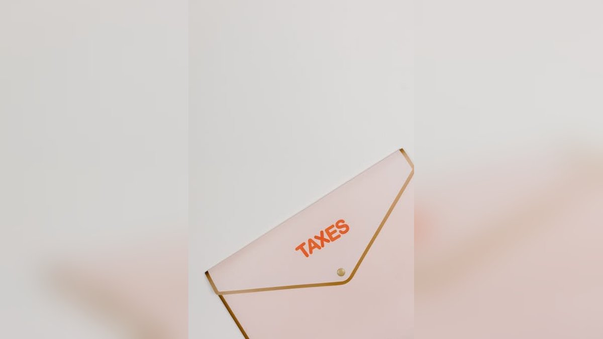Legal and Tax Basics Every Freelancer Needs to Know