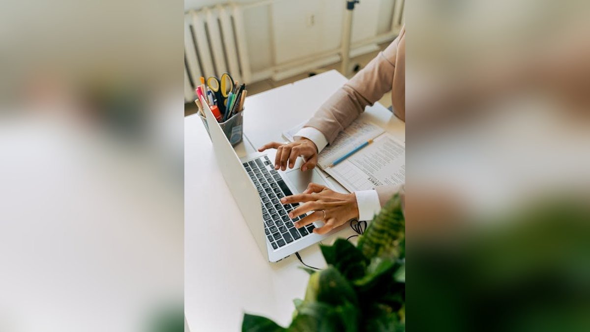 How to Write Professional Emails That Get Responses